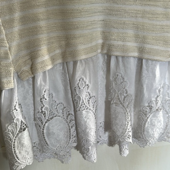 Sunday in Brooklyn Women’s top size XS - Picture 2 of 5